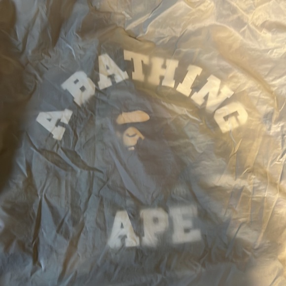 A BATHING APE - Picture 4 of 5